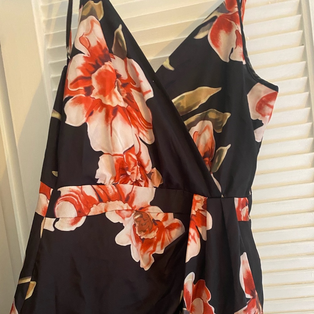 Dress great foe a wedding guest!